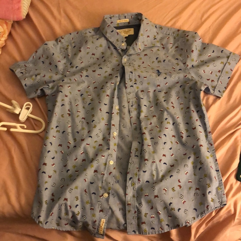 Short sleeve collared butterfly shirt